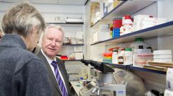 Cabinet Secretary for Health and Wellbeing visits Dundee site of breast cancer Tissue Bank