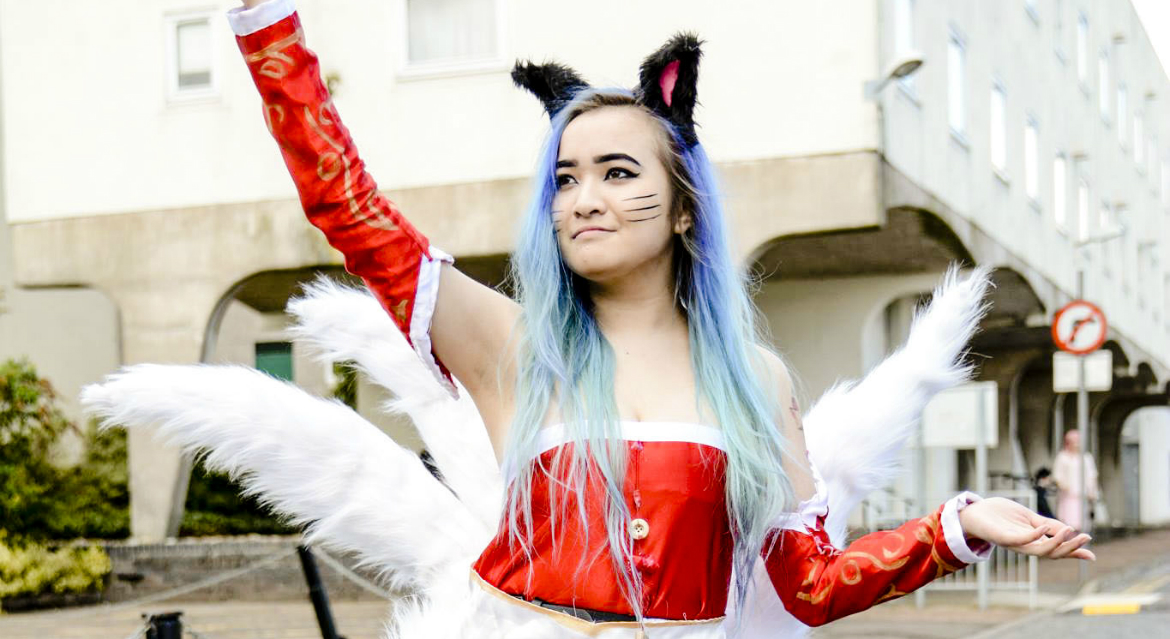 Colourful characters descend on Dundee for DeeCon