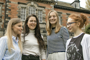 Dundee students moot for Scotland