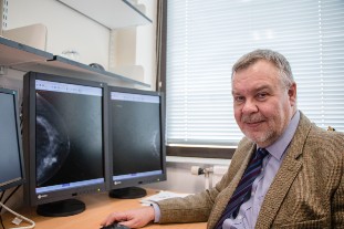Dundee study finds new imaging method could help breast cancer patients avoid extensive surgery 